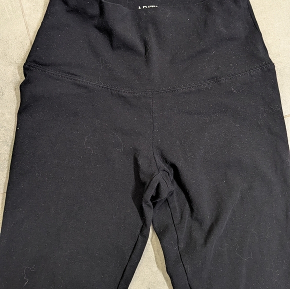 Aritzia TNA Health Care Hero Leggings Black Size S High Rise - Picture 3 of 7
